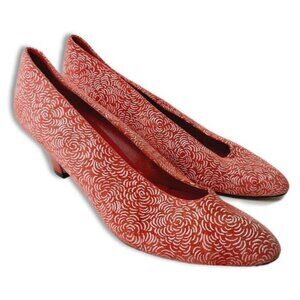 NORDSTROM Italy Retro Suede Leather Floral Pattern Pumps Sz 8 M Flawed